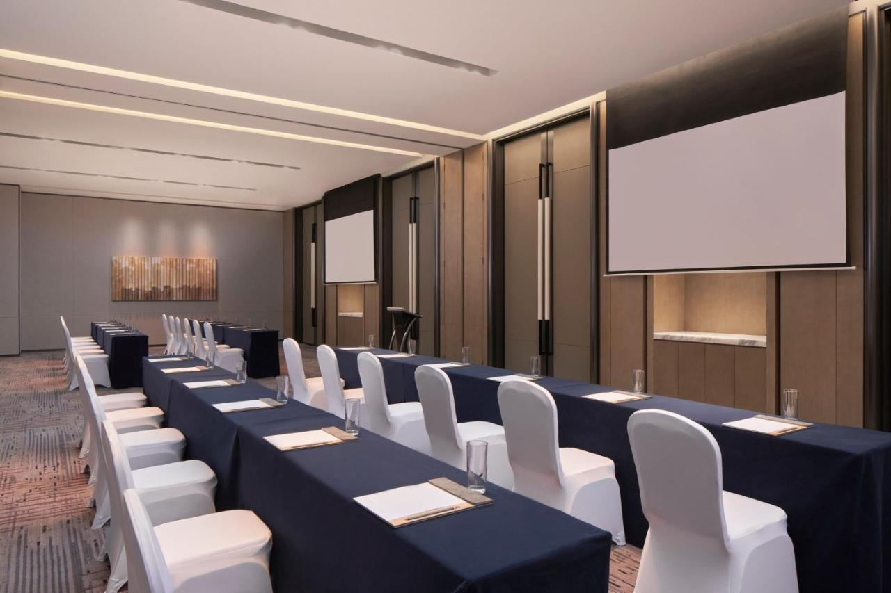 Отель Courtyard By Marriott Wenzhou Yueqing Экстерьер фото